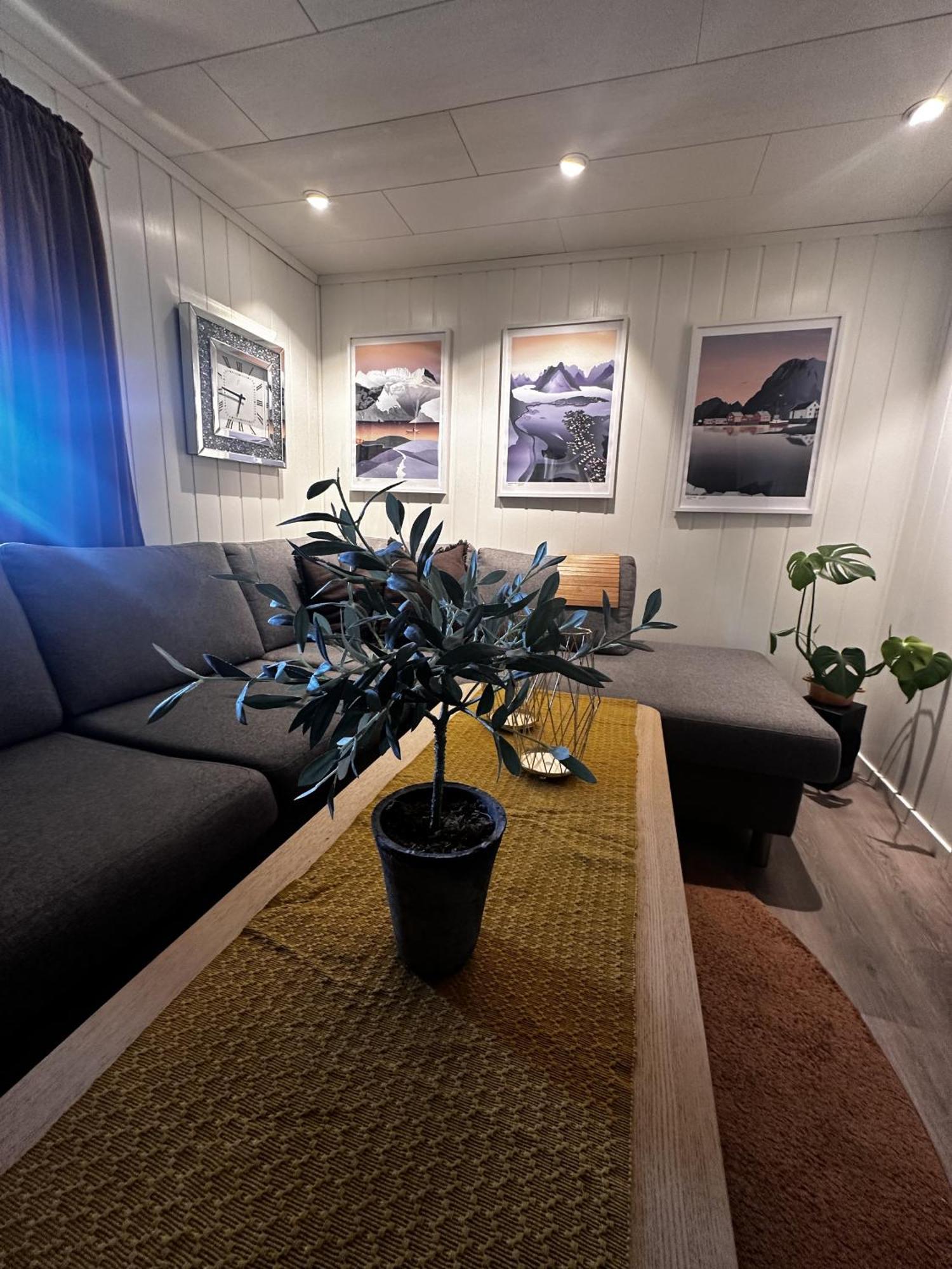 Kb Basement Apartment Sorvagen Exterior foto