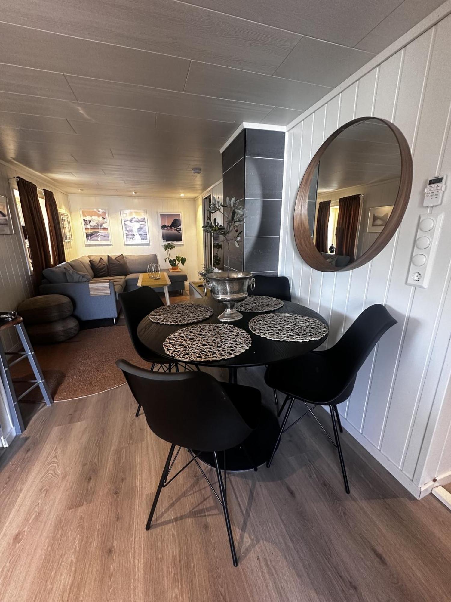 Kb Basement Apartment Sorvagen Exterior foto